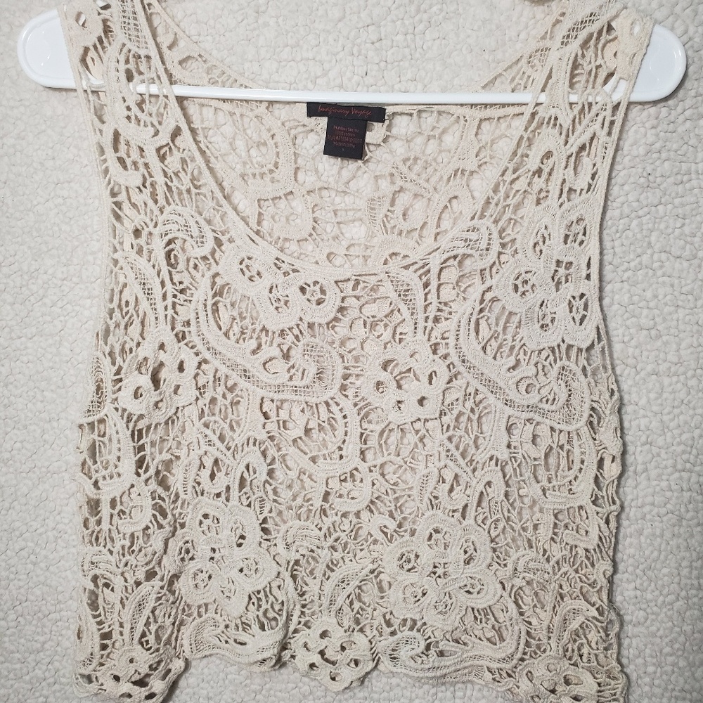 Vintage lace crop tank top